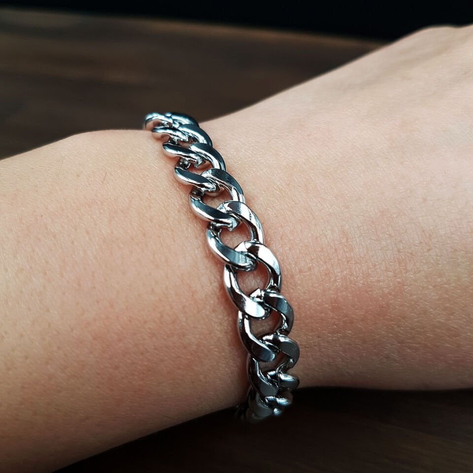 Kalın Zincir Gümüş Renk Kadın Çelik Bileklik