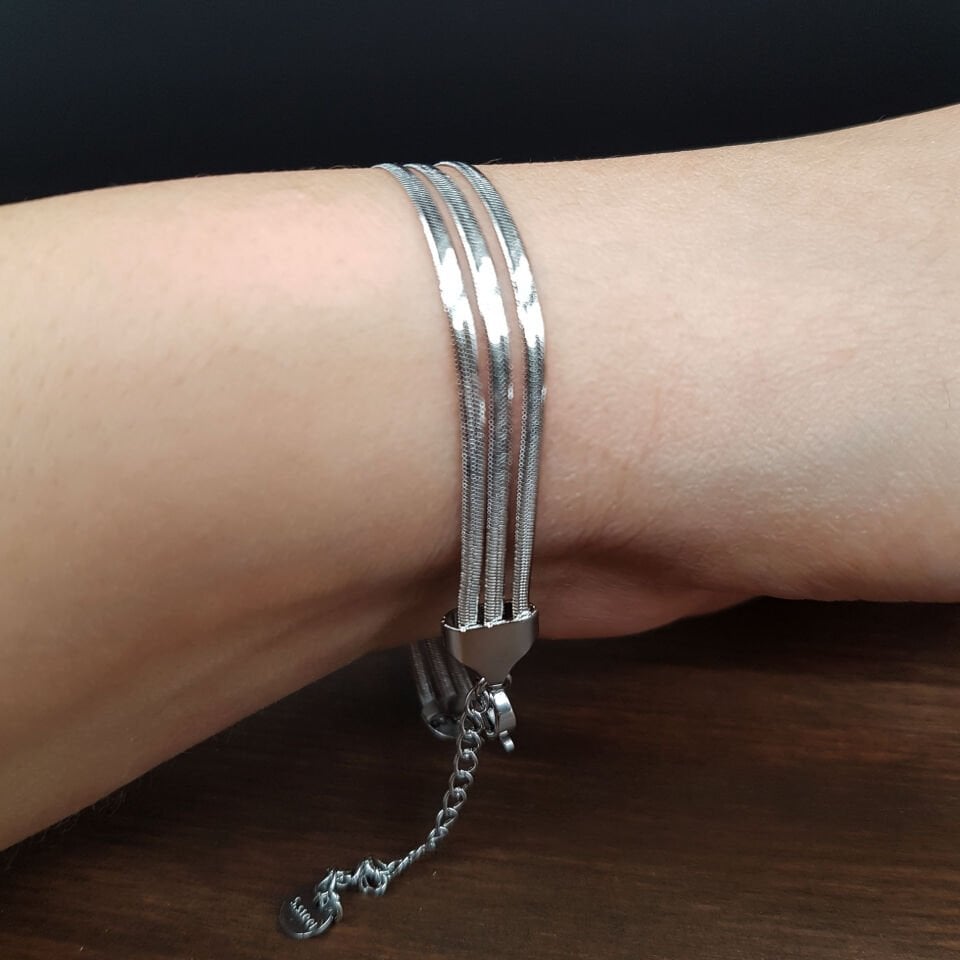 Yıldız Tasarım Gümüş Renk Kadın Çelik Bileklik