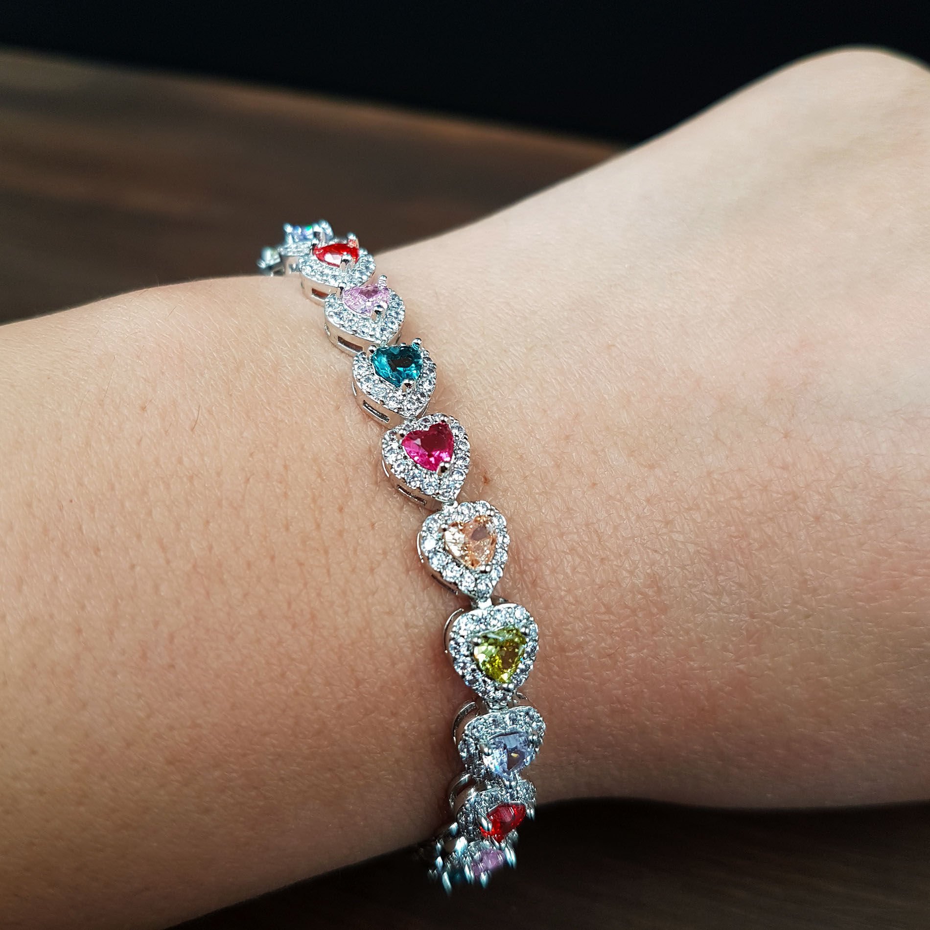 Renkli Zirkon Taş Tasarım Kalpli Çelik Bileklik