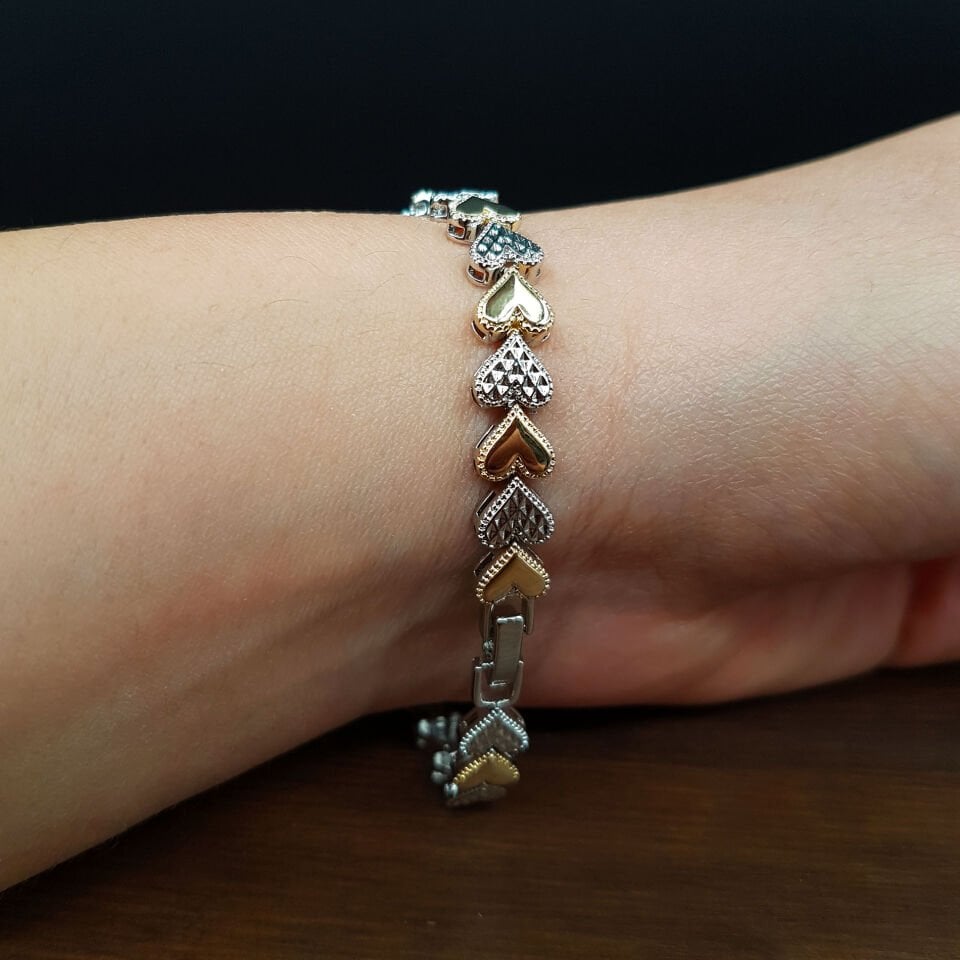 Kalp Tasarım Kadın Çelik Bileklik