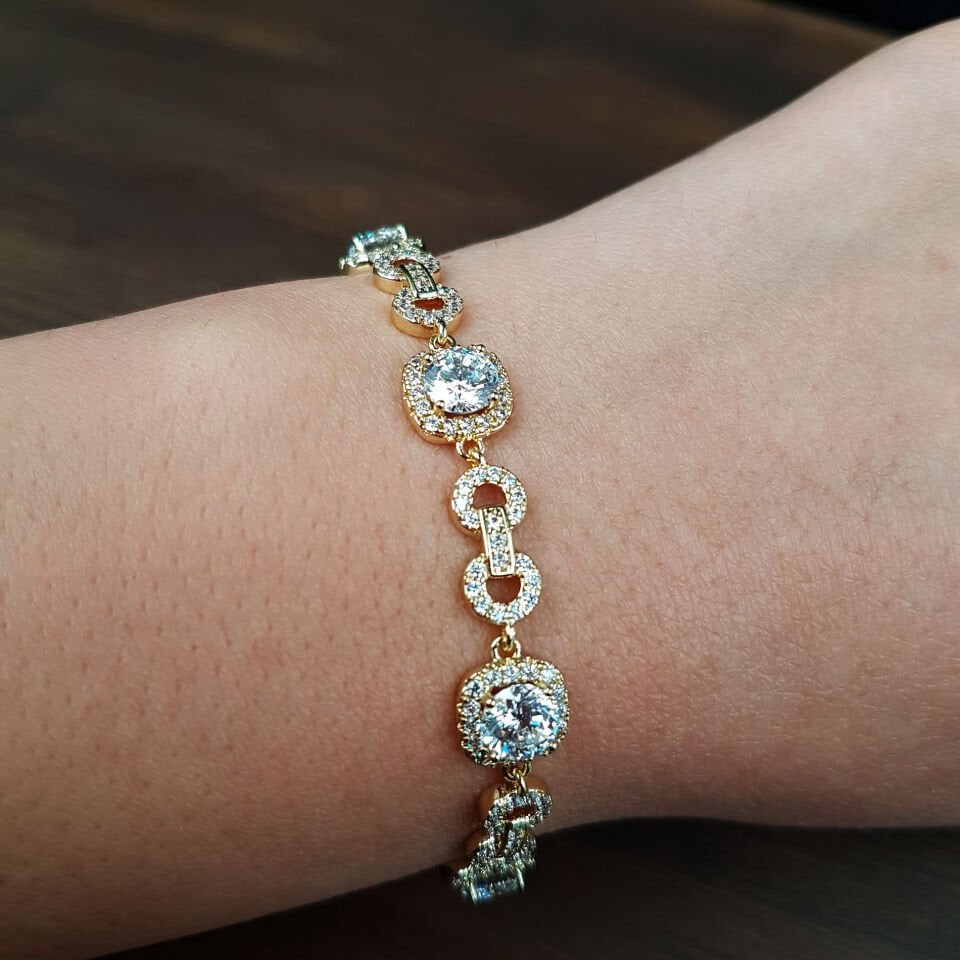 Gold Renk Taşlı Kadın Çelik Bileklik