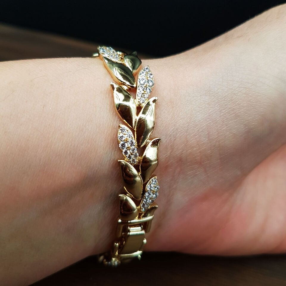 Yaprak Tasarım Taşlı Kadın Çelik Bileklik