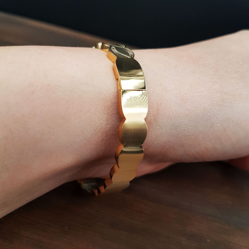 Gold Renk Burgu Tasarım Kadın Çelik Kelepçe