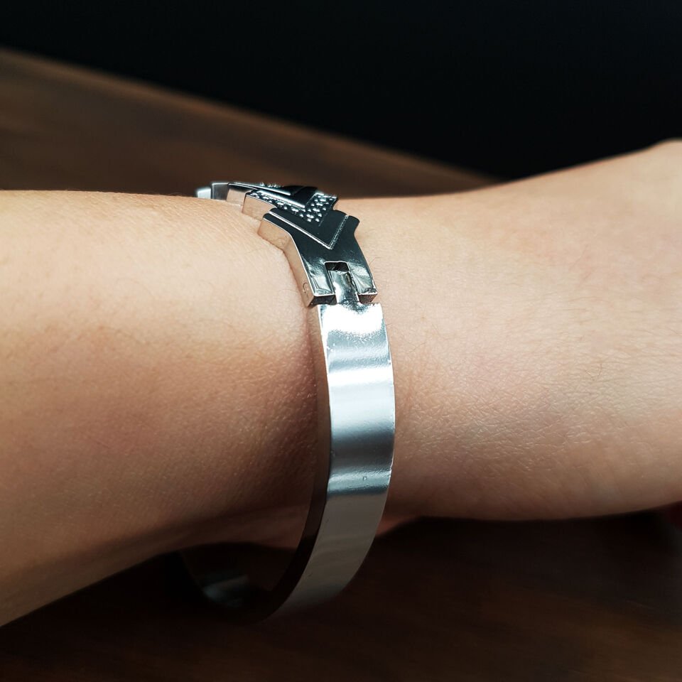 Balık Sırtı Zirkon Taşlı Kadın Çelik Kelepçe