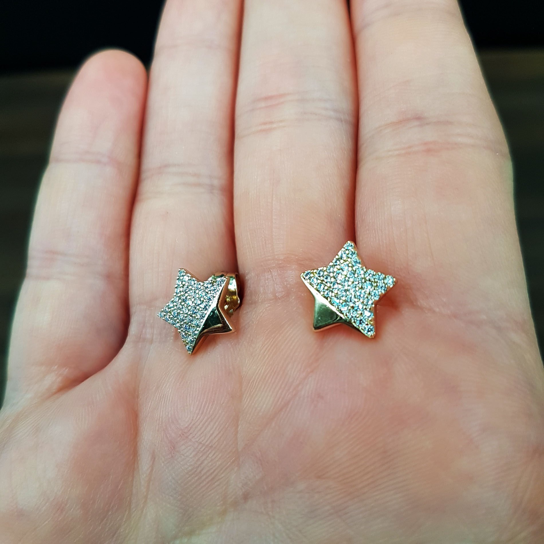 Yıldız Tasarım Taşlı Gold Kadın Çelik Küpe