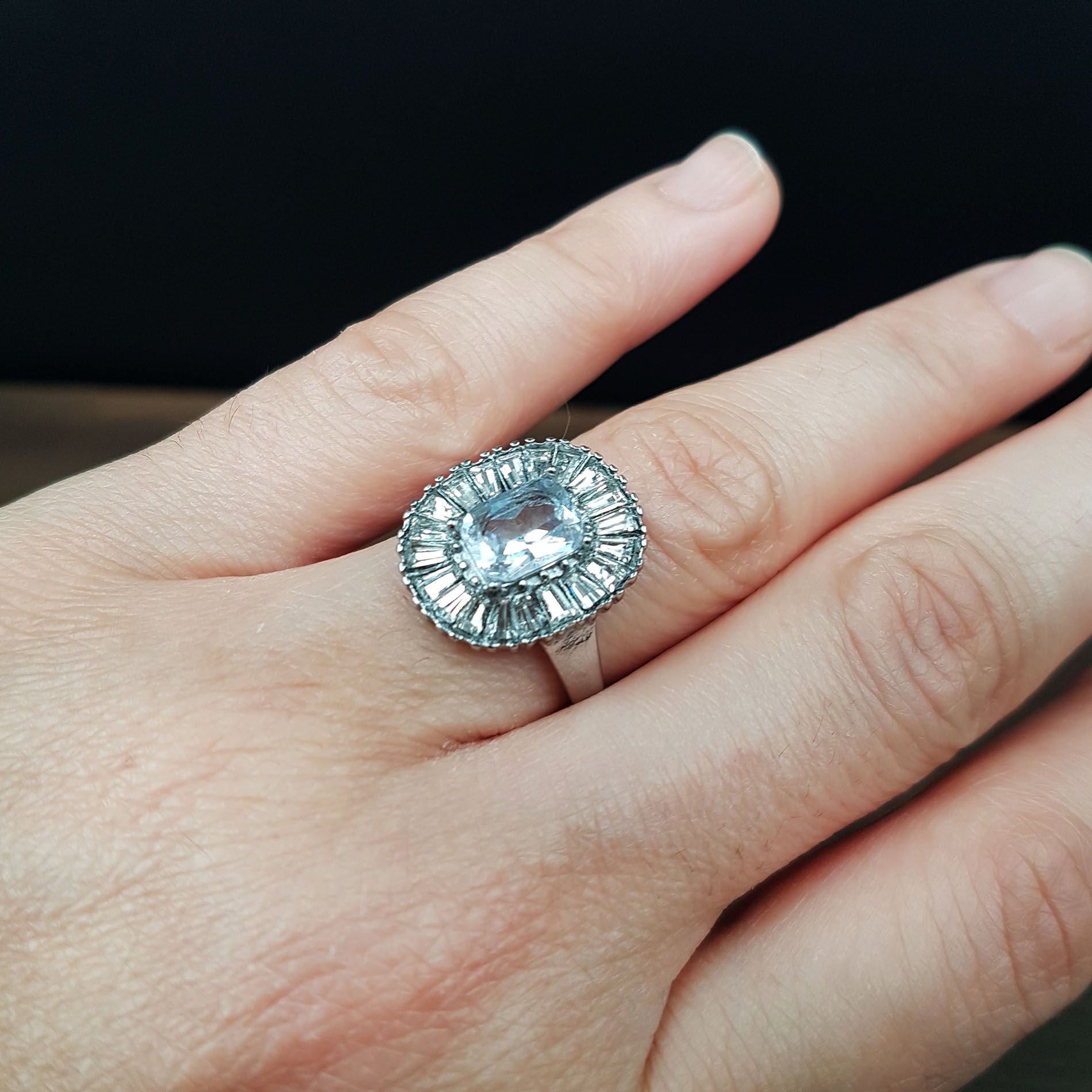 Baget Taşlı Elips Kadın Çelik Yüzük